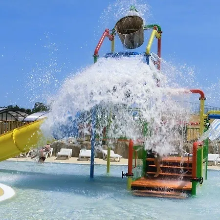 Le Soleil De La Mediterranee - Roan مكان تخييم سان سيبريان